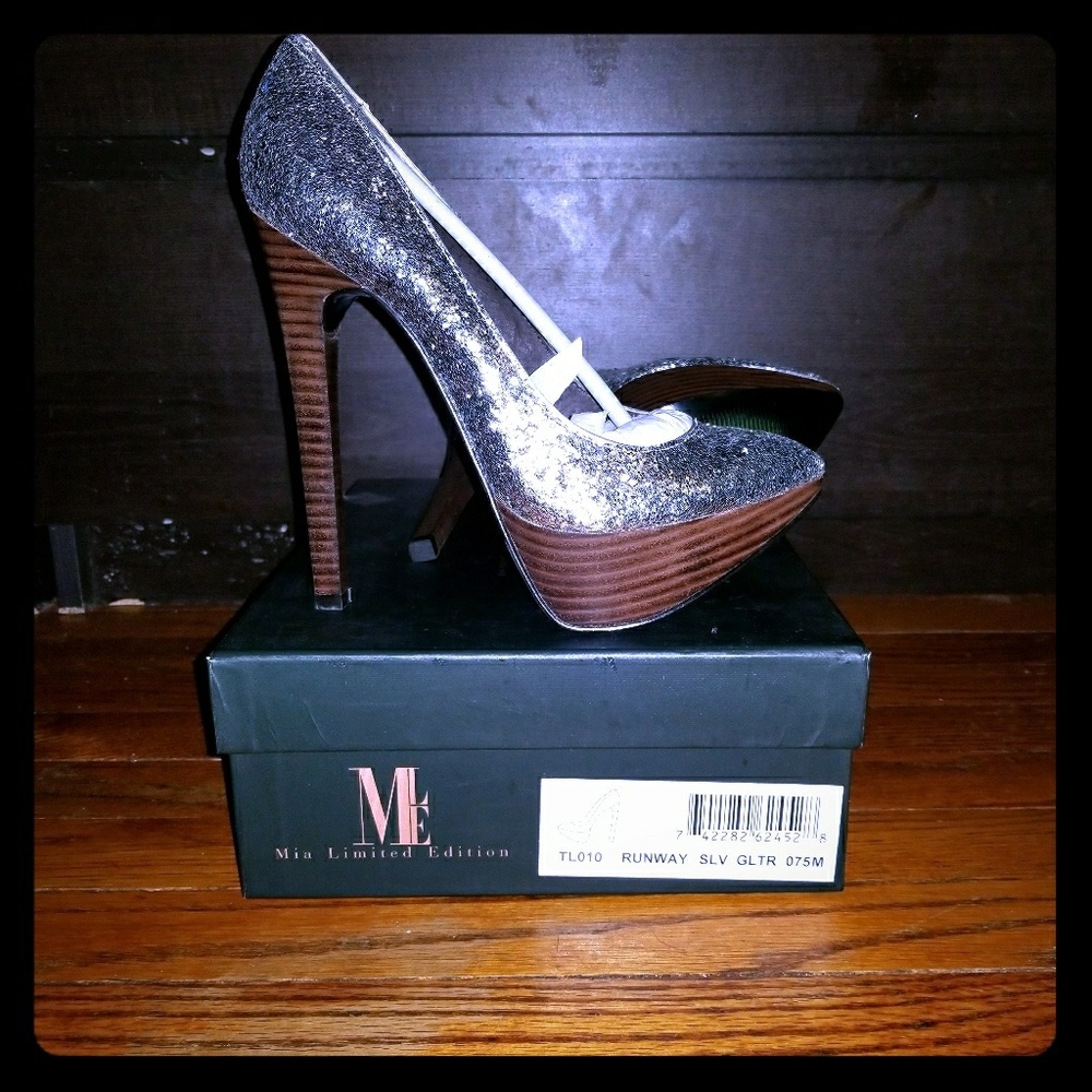 Platform heels